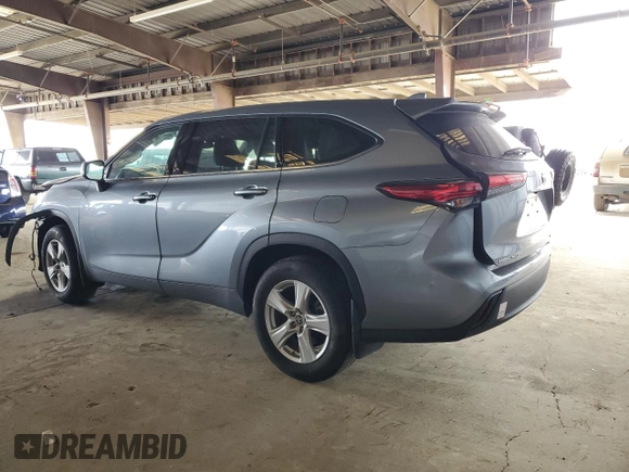 2020 Toyota Highlander LE with VIN 5TDBZRBH2LS026347, listed as a Copart auction lot 54532345 with 27,339 mi miles and Salvage title. Bid and sale history available at DreamBid. Image 2.