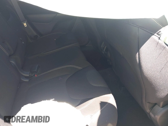 2016 Jeep Cherokee Latitude with VIN 1C4PJMCS5GW209340, listed as a IAAI auction lot 42401705 with 141,994 mi miles and . Bid and sale history available at DreamBid. Image 8.