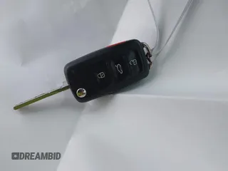 2014 Volkswagen Jetta SE с VIN 3VWD17AJ5EM390433, выставлен на аукционе IAAI как лот 42432308 с пробегом 257 086 миль миль и . История ставок и продаж доступна на DreamBid. Изображение 11.