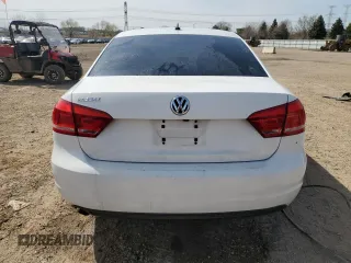 2014 Volkswagen Passat S с VIN 1VWAP7A37EC006897, выставлен на аукционе Copart как лот 53035155 с пробегом 176 129 миль миль и Списание • Salvage title. История ставок и продаж доступна на DreamBid. Изображение 6.