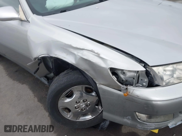 2000 Lexus ES 300 с VIN JT8BF28G7Y5093021, выставлен на аукционе IAAI как лот 42427386 с пробегом 134 897 миль миль и . История ставок и продаж доступна на DreamBid. Изображение 6.