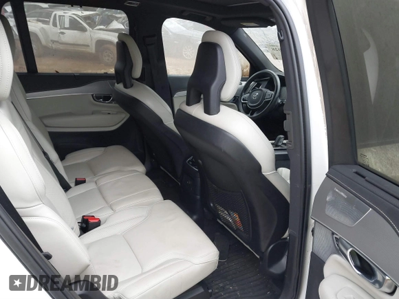 2022 Volvo XC90 R-Design with VIN YV4BR0CM1N1808448, listed as a IAAI auction lot 41196028 with 42,062 mi miles and . Bid and sale history available at DreamBid. Image 8.