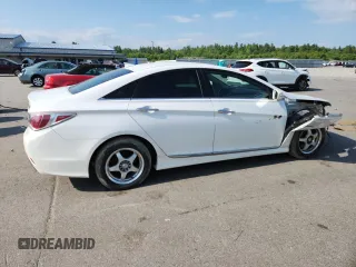 2012 Hyundai Sonata Hybrid with VIN KMHEC4A47CA055139, listed as a Copart auction lot 60082025 with 221,911 mi miles and Salvage title. Bid and sale history available at DreamBid. Image 3.