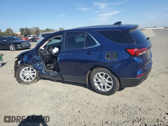 2022 Chevrolet Equinox LT with VIN 3GNAXKEV4NL295878, listed as a Copart auction lot 72569234 with 14,493 mi miles and Salvage Title. Bid and sale history available at DreamBid. Image 2.