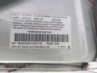 2001 Saab 9-5 with VIN YS3ED48E313047145, listed as a IAAI auction lot 41725537 with 137,708 mi miles. Bid and sale history available at carsss.com. Image 9.