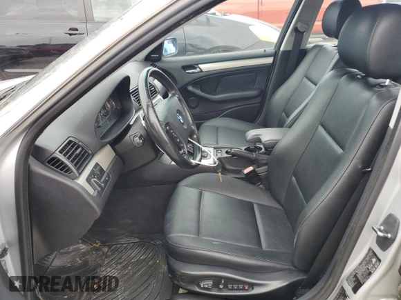 2002 BMW 3 Series 330i with VIN WBAEV53462KM22605, listed as a Copart auction lot 72362534 with 108,590 mi miles and Salvage Title. Bid and sale history available at carsss.com. Image 7.