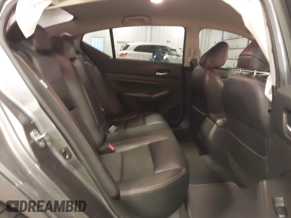 2019 Nissan Altima SR with VIN 1N4BL4CV6KC186522, listed as a IAAI auction lot 41773234 with 95,654 mi miles and . Bid and sale history available at DreamBid. Image 8.