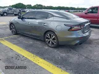 2020 Nissan Maxima SV z VIN 1N4AA6CV6LC373659, wystawiony jako IAAI lot #42347264 z przebiegiem 77 812 mil mil oraz . Historia ofert i sprzedaży dostępna na DreamBid. Obrazek 3.