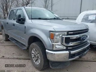 2022 Ford F-250 XL z VIN 1FT7W2BT2NEE45298, wystawiony jako IAAI lot #41469889 z przebiegiem 60 306 mil mil oraz . Historia ofert i sprzedaży dostępna na DreamBid. Obrazek 1.