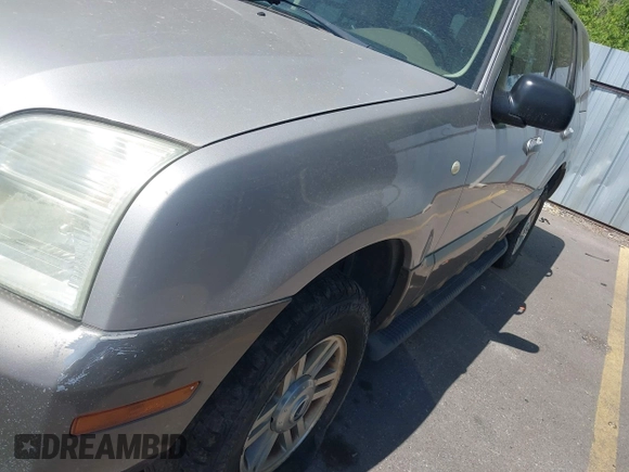 2004 Mercury Mountaineer Convenience with VIN 4M2ZU86W84UJ05710, listed as a IAAI auction lot 42647188 with 174,221 mi miles and . Bid and sale history available at DreamBid. Image 6.
