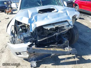 2005 Toyota 4Runner SR5 with VIN JTEZU14R350062795, listed as a IAAI auction lot 41651755 with 299,223 mi miles. Bid and sale history available at carsss.com. Image 6.