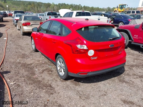 2014 Ford Focus SE with VIN 1FADP3K25EL230853, listed as a IAAI auction lot 41918975 with 147,268 mi miles. Bid and sale history available at carsss.com. Image 3.