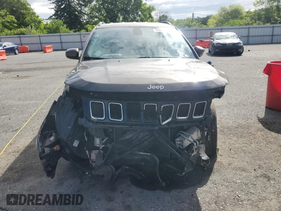2019 Jeep Compass Latitude with VIN 3C4NJDBB1KT647036, listed as a Copart auction lot 58234915 with Not provided miles and Salvage title. Bid and sale history available at DreamBid. Image 5.