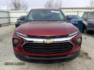 2024 Chevrolet TrailBlazer LS with VIN KL79MNSL8RB093249, listed as a Copart auction lot 84298804 with 8,050 mi miles and Salvage Title. Bid and sale history available at DreamBid. Image 5.