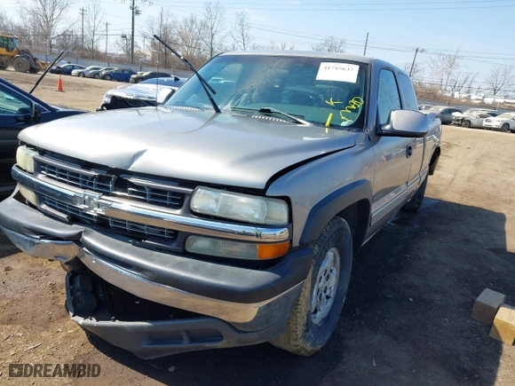 1999 Chevrolet Silverado 1500 LS with VIN 2GCEC19T4X1253952, listed as a IAAI auction lot 41785637 with 1 mi miles. Bid and sale history available at carsss.com. Image 18.