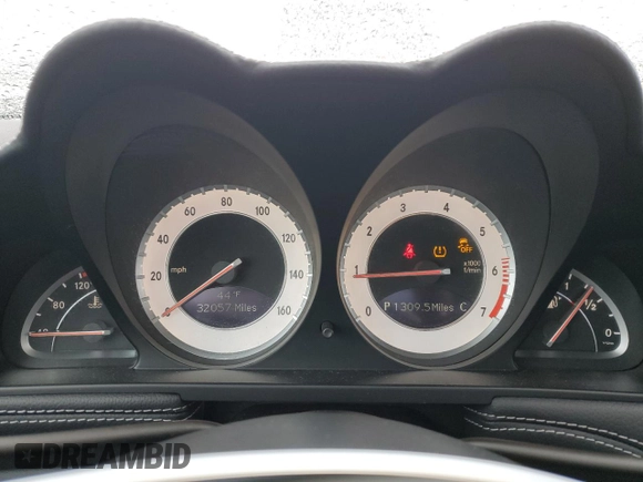 2011 Mercedes-Benz SL 550 with VIN WDBSK7BA8BF165312, listed as a Copart auction lot 51907465 with 32,057 mi miles and Salvage title. Bid and sale history available at DreamBid. Image 9.