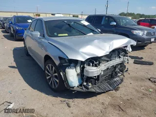2018 Lincoln Continental Premiere with VIN 1LN6L9PK5J5603376, listed as a IAAI auction lot 41880976 with 1 mi miles. Bid and sale history available at carsss.com. Image 1.