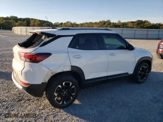 2021 Chevrolet TrailBlazer LT with VIN KL79MPS28MB136774, listed as a Copart auction lot 75987214 with 21,342 mi miles and Salvage Title. Bid and sale history available at carsss.com. Image 3.