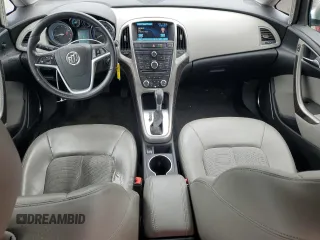 2014 Buick Verano z VIN 1G4PP5SK2E4244220, wystawiony jako Copart lot #60711955 z przebiegiem 90 229 mil mil oraz Szkoda całkowita • Salvage title. Historia ofert i sprzedaży dostępna na DreamBid. Obrazek 8.