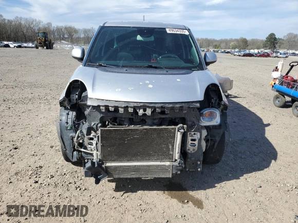 2014 FIAT 500L Easy with VIN ZFBCFABH2EZ016288, listed as a Copart auction lot 49634335 with 142,522 mi miles and Clean Title. Bid and sale history available at carsss.com. Image 5.