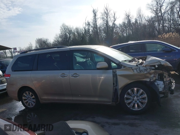 2014 Toyota Sienna Ltd with VIN 5TDDK3DC0ES091759, listed as a IAAI auction lot 41150493 with 155,165 mi miles. Bid and sale history available at carsss.com. Image 14.