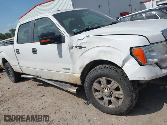 2011 Ford F-150 XLT with VIN 1FTFW1CT2BKD64769, listed as a IAAI auction lot 42564533 with 360,528 mi miles and . Bid and sale history available at DreamBid. Image 1.