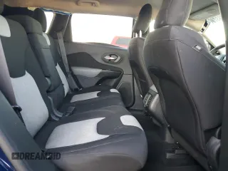 2014 Jeep Cherokee Latitude z VIN 1C4PJLCS2EW168480, wystawiony jako Copart lot #83882874 z przebiegiem 176 420 mil mil oraz Szkoda całkowita • Salvage title. Historia ofert i sprzedaży dostępna na DreamBid. Obrazek 11.