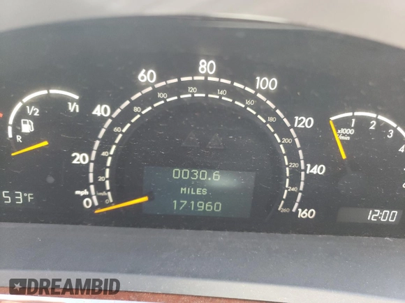 2004 Mercedes-Benz S-Class 4.3L with VIN WDBNG83JX4A423297, listed as a Copart auction lot 71745934 with 171,960 mi miles and Salvage Title. Bid and sale history available at carsss.com. Image 9.