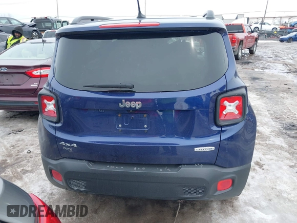 2017 Jeep Renegade Latitude with VIN ZACCJBBB4HPG10655, listed as a IAAI auction lot 41660630 with 118,072 mi miles. Bid and sale history available at carsss.com. Image 16.