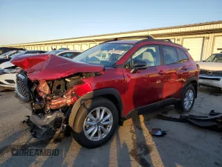 2025 Toyota Corolla Cross LE z VIN 7MUCAAAG1SV126188, wystawiony jako Copart lot #48954865 z przebiegiem 133 mil mil oraz Szkoda całkowita • Salvage title. Historia ofert i sprzedaży dostępna na DreamBid. Obrazek 1.