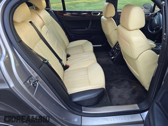 2006 Bentley Flying Spur with VIN SCBBR53W66C034319, listed as a Copart auction lot 65658225 with 85,166 mi miles and Salvage title. Bid and sale history available at DreamBid. Image 6.