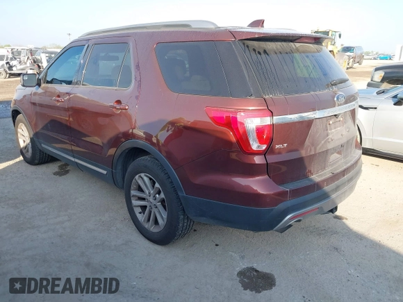 2016 Ford Explorer XLT with VIN 1FM5K7DH8GGD12394, listed as a IAAI auction lot 41789359 with 116,485 mi miles and . Bid and sale history available at carsss.com. Image 3.