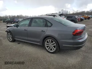 2019 Volkswagen Passat Wolfsburg Edition z VIN 1VWLA7A38KC005411, wystawiony jako Copart lot #52876005 z przebiegiem 82 144 mil mil oraz Szkoda całkowita • Salvage title. Historia ofert i sprzedaży dostępna na DreamBid. Obrazek 2.