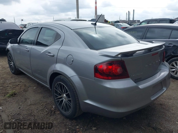 2013 Dodge Avenger SXT z VIN 1C3CDZCB6DN521644, wystawiony jako IAAI lot #41877213 z przebiegiem 111 420 mil mil oraz . Historia ofert i sprzedaży dostępna na DreamBid. Obrazek 3.