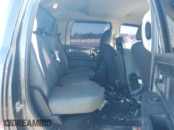 2018 Ram 2500 Tradesman with VIN 3C6UR5CL3JG209571, listed as a IAAI auction lot 40450384 with 180,084 mi miles and . Bid and sale history available at DreamBid. Image 8.