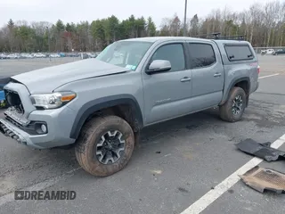 2021 Toyota Tacoma 4WD SR with VIN 3TMCZ5AN6MM392673, listed as a IAAI auction lot 41927892 with 53,470 mi miles. Bid and sale history available at carsss.com. Image 17.