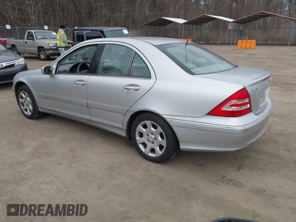 2005 Mercedes-Benz C 240 with VIN WDBRF81J35F595375, listed as a IAAI auction lot 41723426 with 166,890 mi miles and . Bid and sale history available at DreamBid. Image 3.