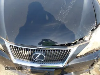 2009 Lexus IS 250 z VIN JTHCK262392027964, wystawiony jako IAAI lot #42110489 z przebiegiem 264 160 mil mil oraz . Historia ofert i sprzedaży dostępna na DreamBid. Obrazek 21.