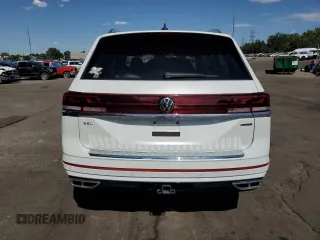 2024 Volkswagen Atlas SEL Premium R-Line with VIN 1V2FR2CA5RC578069, listed as a Copart auction lot 61581875 with 18,134 mi miles and Salvage title. Bid and sale history available at DreamBid. Image 6.