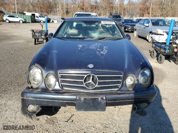 2001 Mercedes-Benz CLK-Class with VIN WDBLJ70G21T002279, listed as a Copart auction lot 80878584 with 216,582 mi miles and Salvage Title. Bid and sale history available at carsss.com. Image 5.