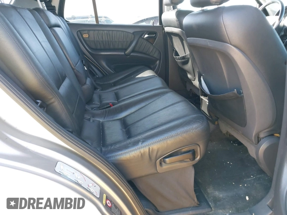 2005 Mercedes-Benz M 350 with VIN 4JGAB57E65A550801, listed as a IAAI auction lot 41669539 with 207,572 mi miles and . Bid and sale history available at DreamBid. Image 8.