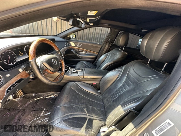 2015 Mercedes-Benz S 550 with VIN WDDUG8FB7FA092737, listed as a Copart auction lot 62470785 with 113,681 mi miles and Clean title. Bid and sale history available at DreamBid. Image 9.