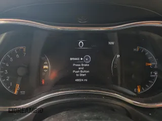 2018 Jeep Grand Cherokee Altitude z VIN 1C4RJFAG6JC503941, wystawiony jako Copart lot #69268353 z przebiegiem 48 024 mil mil oraz Szkoda całkowita • Salvage title. Historia ofert i sprzedaży dostępna na DreamBid. Obrazek 9.