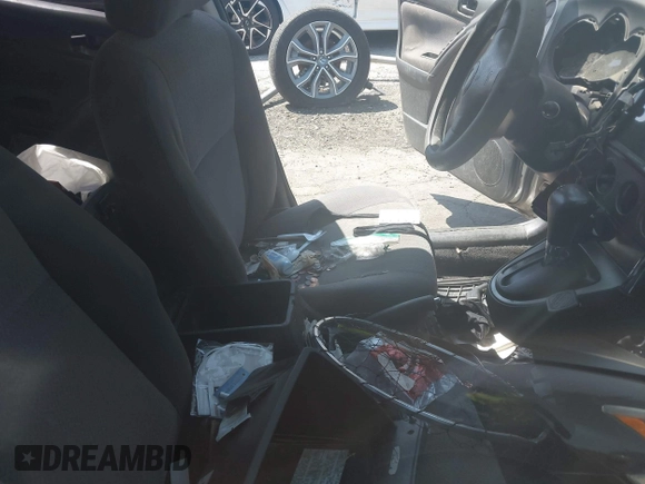 2003 Toyota Matrix Std with VIN 2T1KR32E23C071381, listed as a IAAI auction lot 42023497 with Not Provided miles and . Bid and sale history available at DreamBid. Image 5.