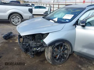 2020 Kia Sorento LX V6 with VIN 5XYPG4A58LG660524, listed as a IAAI auction lot 41505220 with 60,252 mi miles. Bid and sale history available at carsss.com. Image 6.