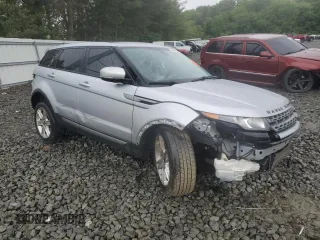 2013 Land Rover Range Rover Evoque Pure Plus z VIN SALVP2BG1DH845186, wystawiony jako Copart lot #57889835 z przebiegiem Nie podano mil oraz Szkody całkowita. Historia ofert i sprzedaży dostępna na DreamBid. Obrazek 4.