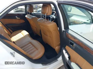 2013 Mercedes-Benz E 350 Luxury z VIN WDDHF5KB3DA737096, wystawiony jako IAAI lot #42378436 z przebiegiem 108 392 mil mil oraz . Historia ofert i sprzedaży dostępna na DreamBid. Obrazek 8.