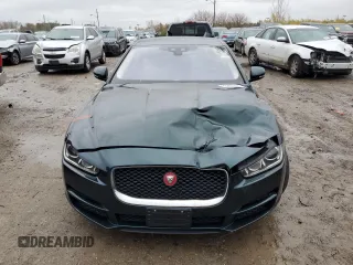 2017 Jaguar XE 25t Premium with VIN SAJAD4BG0HA964339, listed as a Copart auction lot 80205464 with 39,264 mi miles and Salvage Title. Bid and sale history available at carsss.com. Image 5.