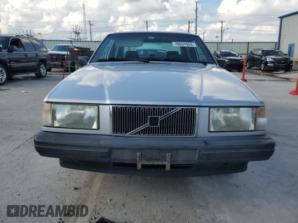 1994 Volvo 900 Action with VIN YV1JS831XR1164147, listed as a Copart auction lot 70037624 with 194,245 mi miles and Salvage title. Bid and sale history available at DreamBid. Image 5.