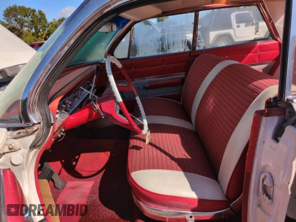 1961 Chevrolet Impala с VIN 11739B190181, выставлен на аукционе Copart как лот 75408464 с пробегом 85 386 миль миль и Списание • Salvage title. История ставок и продаж доступна на DreamBid. Изображение 7.